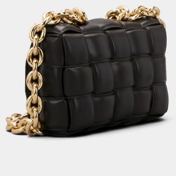Bottega Veneta Chain Casette Intrecciato Bag - Picture 6 of 10
